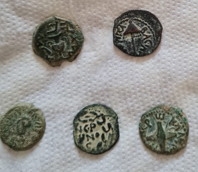 Romano-Jewish-Prutah-Coins---Help-With-ID?